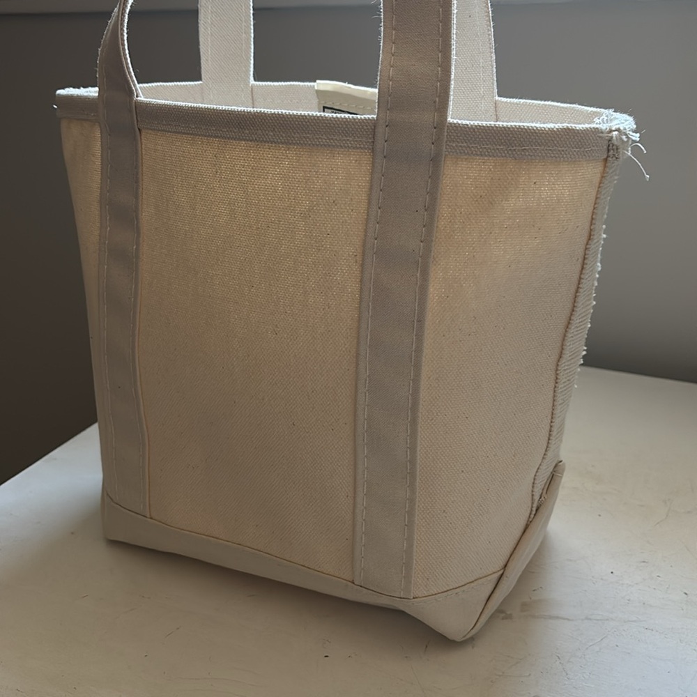 L.L. Bean Classic Canvas Tote in Natural/Cream - Picture 3 of 8